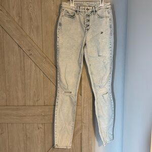 Light Jean skinny ripped rockstar skinny jeans old navy size 6